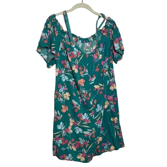 Peyton & Parker Green Floral Cold Shoulder Mini Dress - Picture 2 of 3